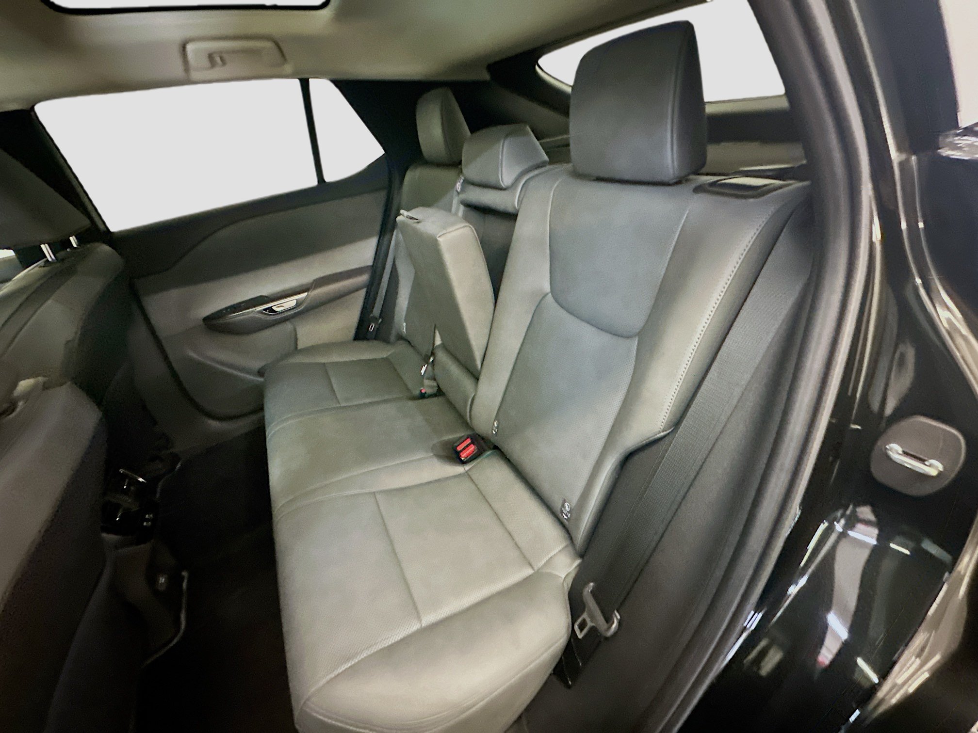 Used 2023 Lexus RZ 450e Premium w/ Technology Package AWD/4WD image 30