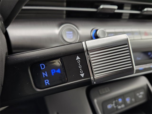 Certified 2025 Hyundai Kona SEL image 24