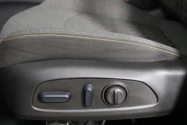 Used 2023 Chevrolet Equinox LT FWD image 24