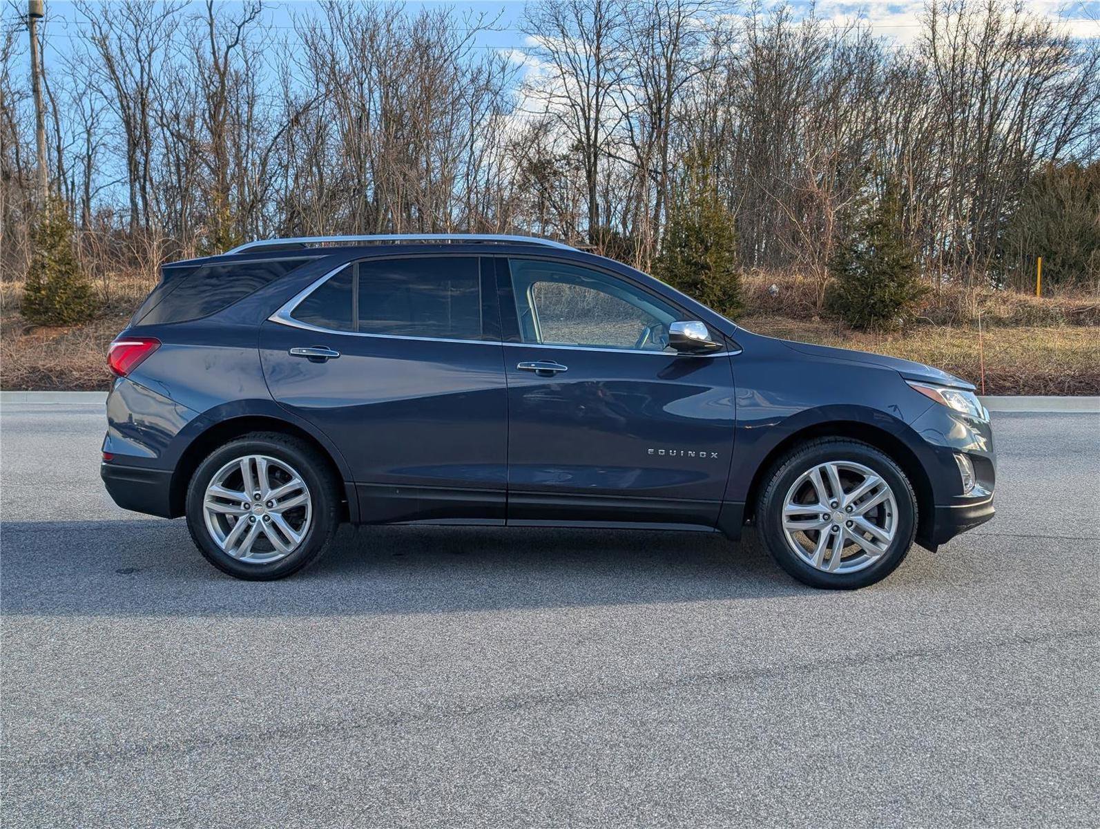 Used 2018 Chevrolet Equinox Premier image 6