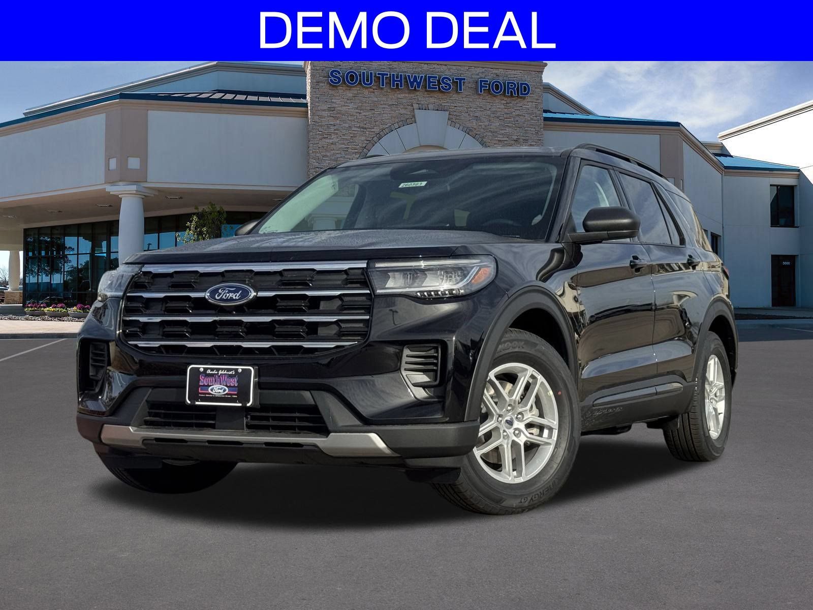 New 2026 Ford Explorer Active RWD image 1