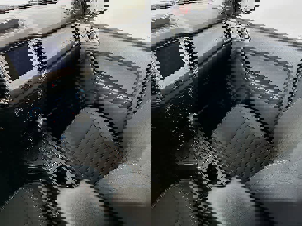 Certified 2020 Ford Ranger XLT w/ Equipment Group 302A Luxury image 11