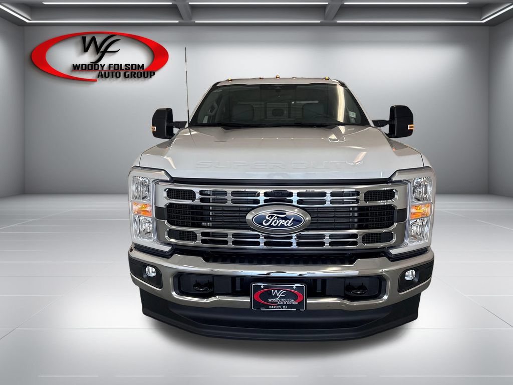 New 2027 Ford F350 XL w/ XL Chrome Package AWD/4WD image 2