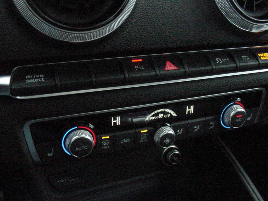 Used 2019 Audi RS 3 image 25