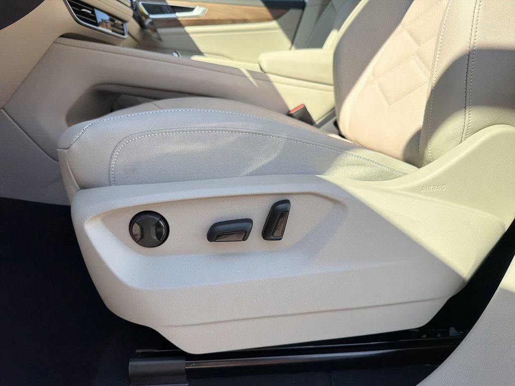 New 2026 Volkswagen Atlas SE image 25