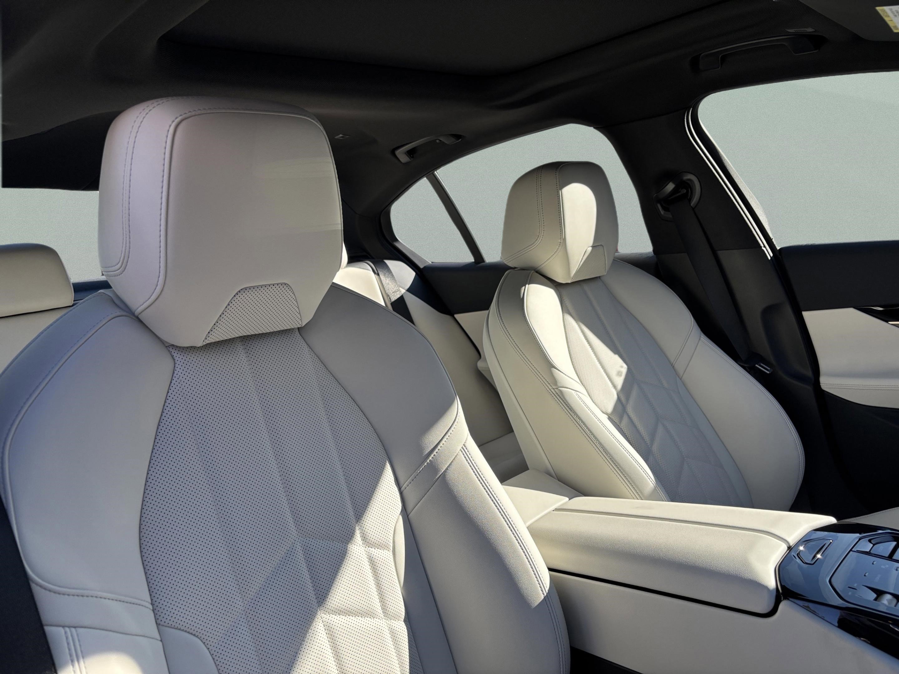 New 2026 BMW 530i w/ M Sport Package image 23