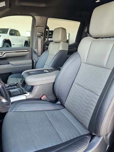 Used 2022 Chevrolet Silverado 1500 ZR2 w/ Technology Package image 16