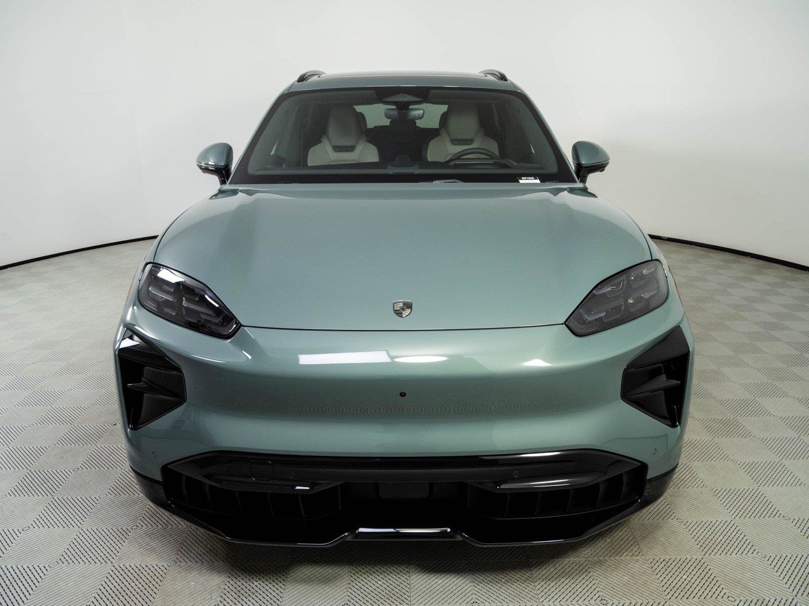 New 2026 Porsche Cayenne Turbo Electric AWD/4WD image 36
