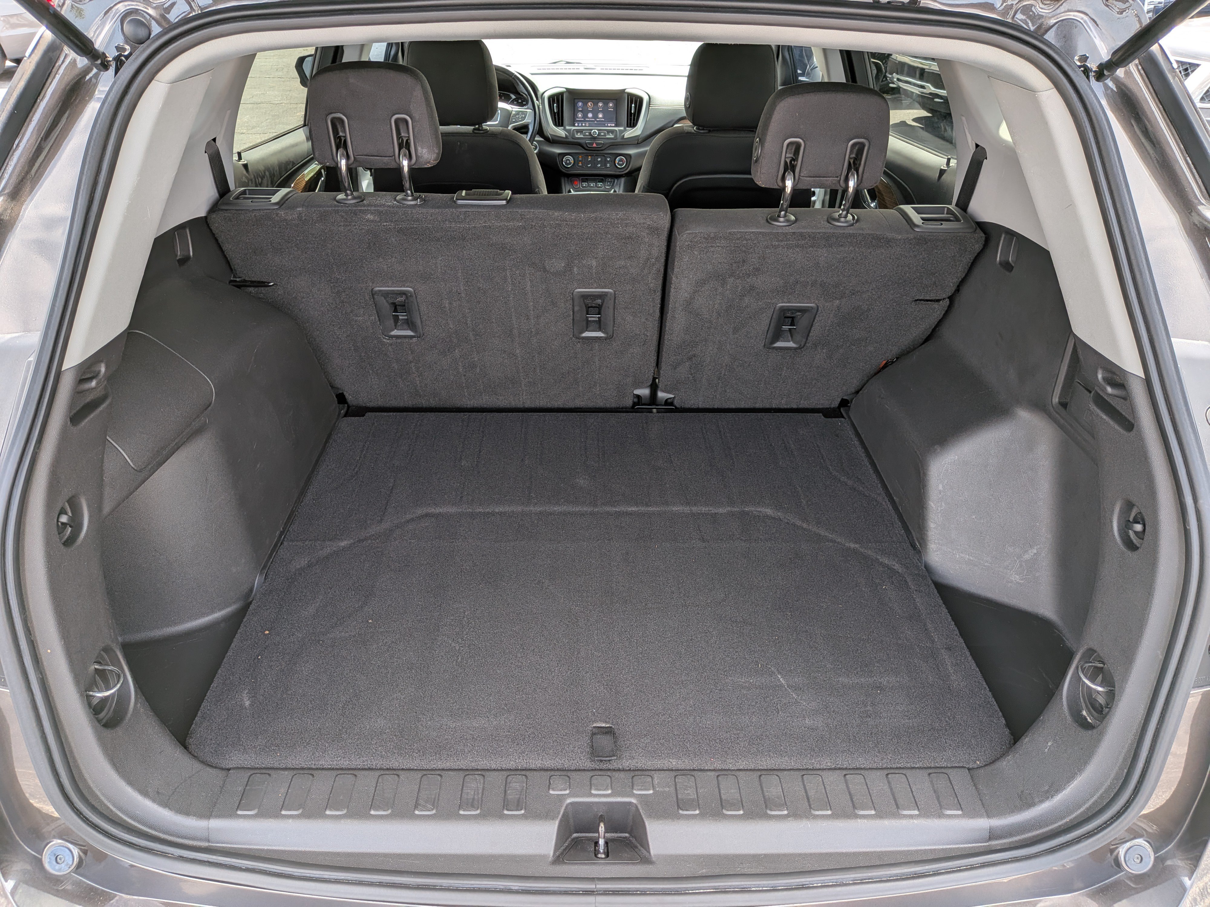 Certified 2020 GMC Terrain SLE w/ LPO, Floor Liner Package AWD/4WD image 17