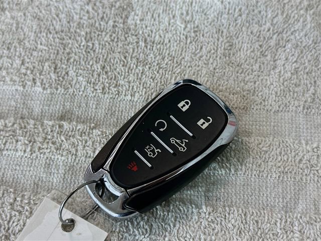 Used 2021 Chevrolet Camaro LT image 28