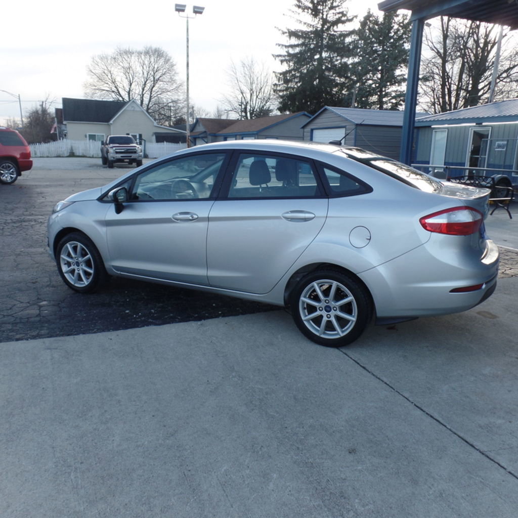 Used 2019 Ford Fiesta SE w/ Equipment Group 201A image 12