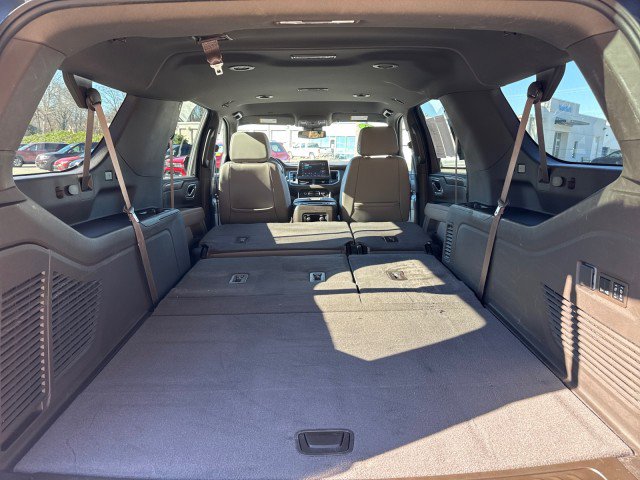 Used 2023 Chevrolet Suburban LT w/ Luxury Package image 52