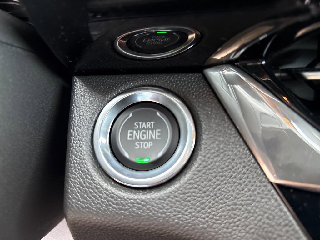 Certified 2025 Buick Envista Avenir image 25