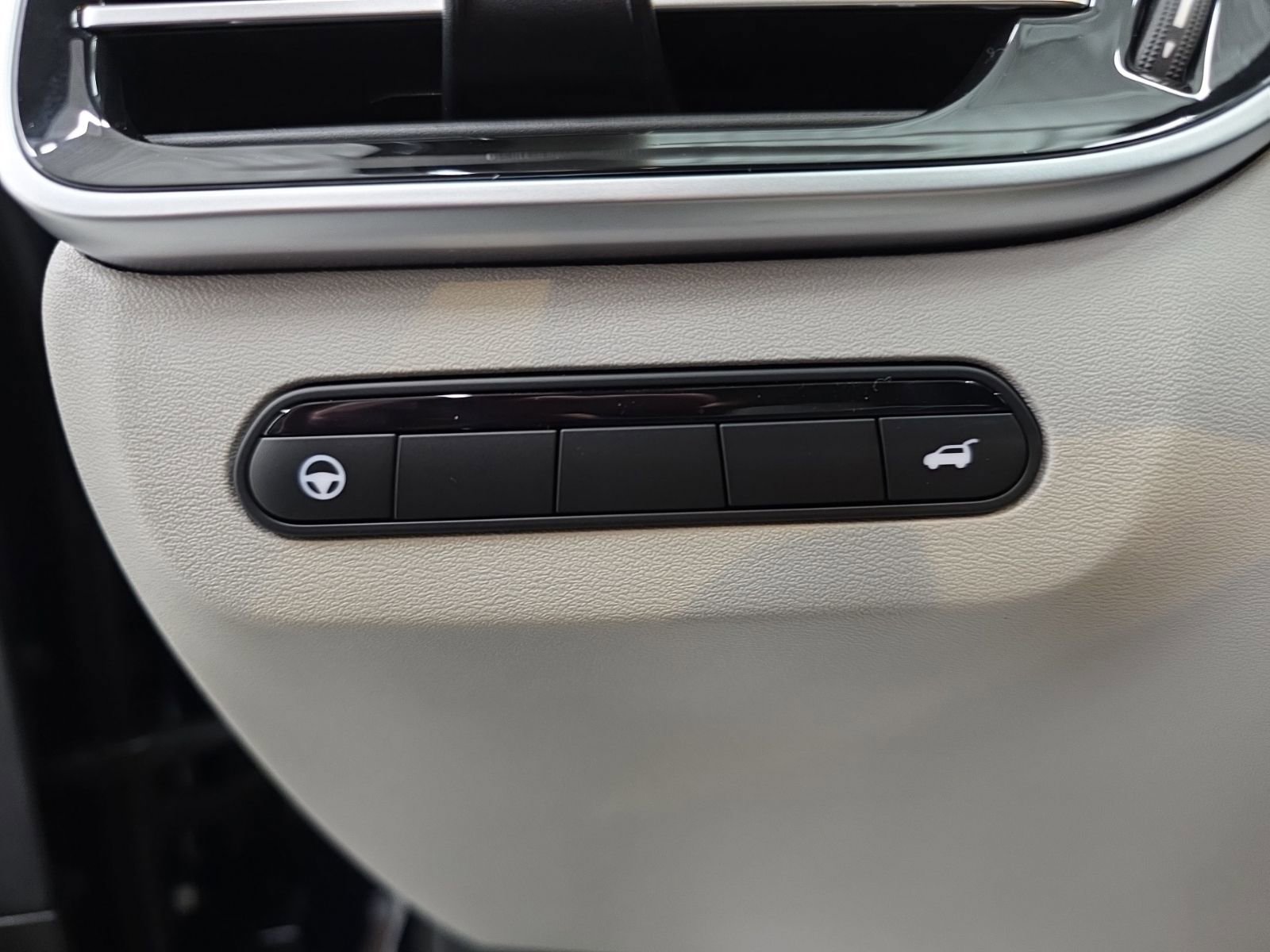 New 2026 INFINITI QX60 Luxe w/ Cargo Package image 33