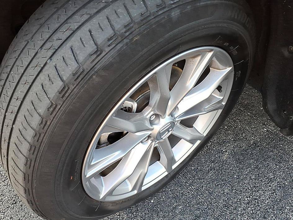 Used 2025 Honda CR-V EX-L image 9