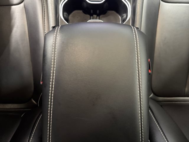 Used 2024 Jeep Grand Cherokee L Limited AWD/4WD image 16