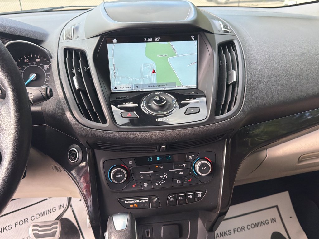 Used 2019 Ford Escape Titanium FWD image 22