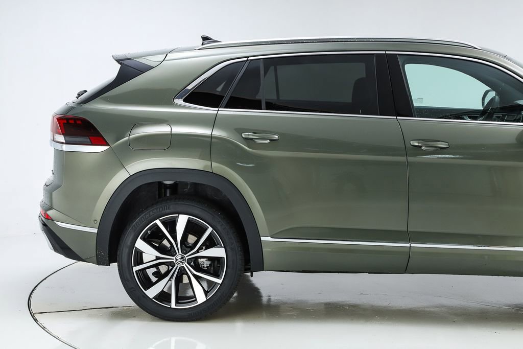 New 2026 Volkswagen Atlas Cross Sport SEL Premium R-Line image 50