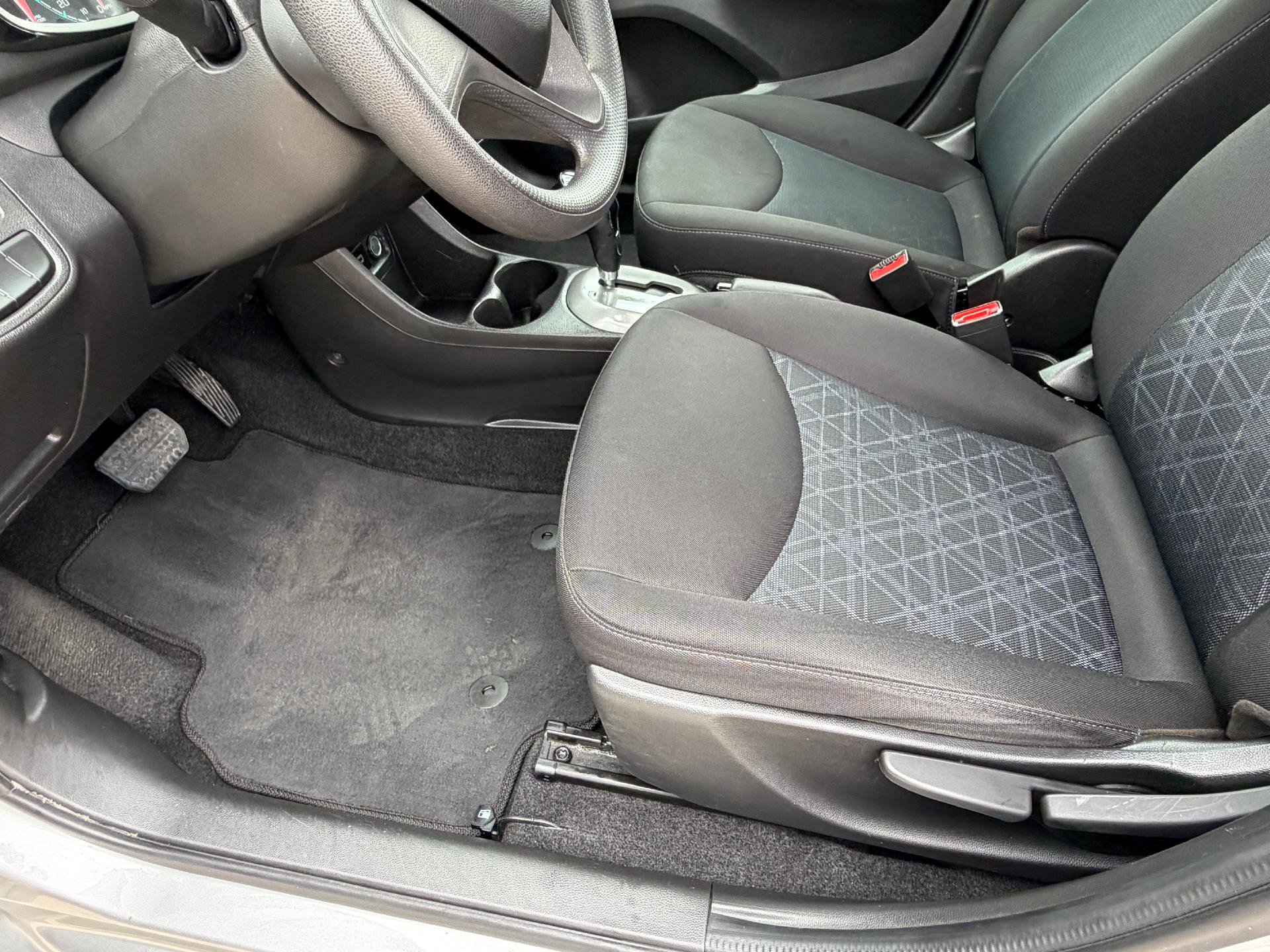 Used 2022 Chevrolet Spark LS FWD image 16