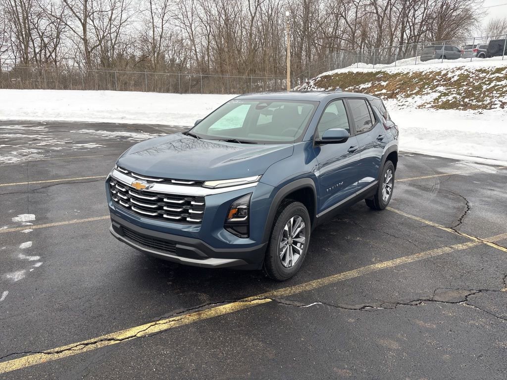 New 2026 Chevrolet Equinox LT image 3