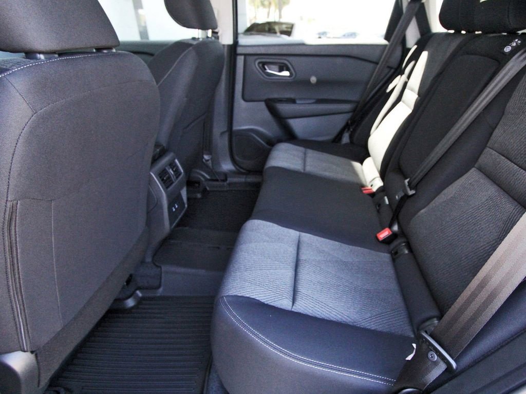 New 2026 Nissan Rogue SV w/ Cold Weather Package image 7