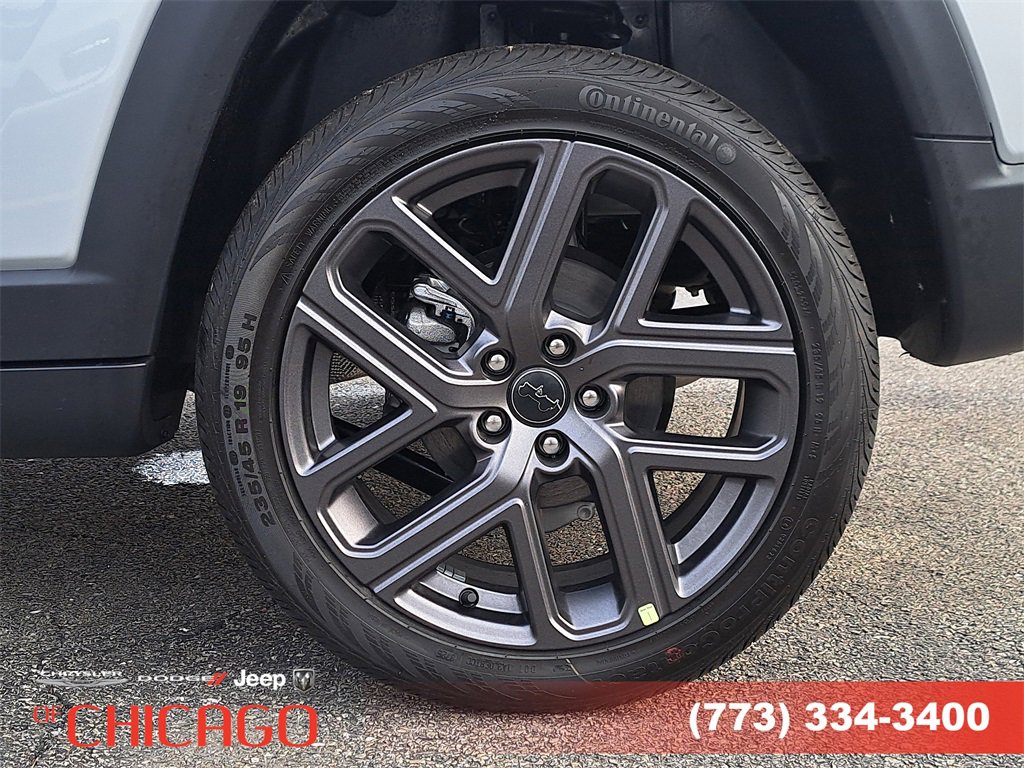 New 2026 Jeep Compass Latitude image 5