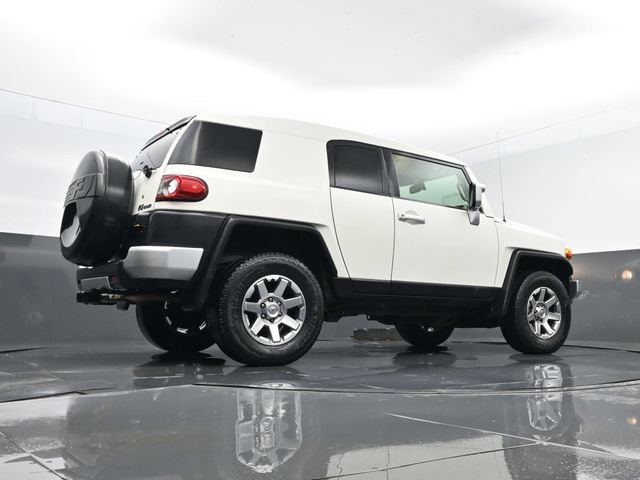 Used 2014 Toyota FJ Cruiser 4WD w/ Upgrade Package image 23