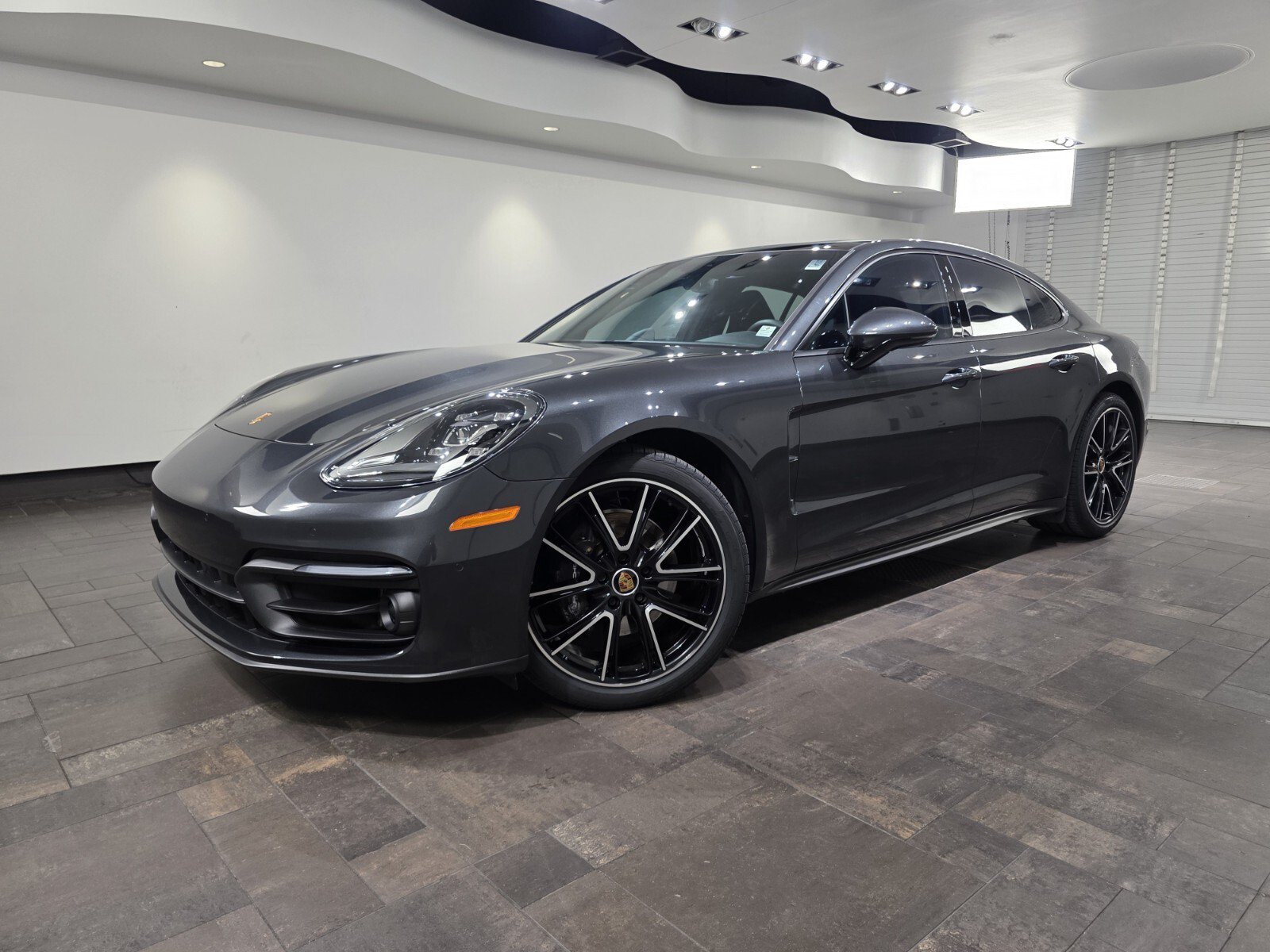 Used 2023 Porsche Panamera