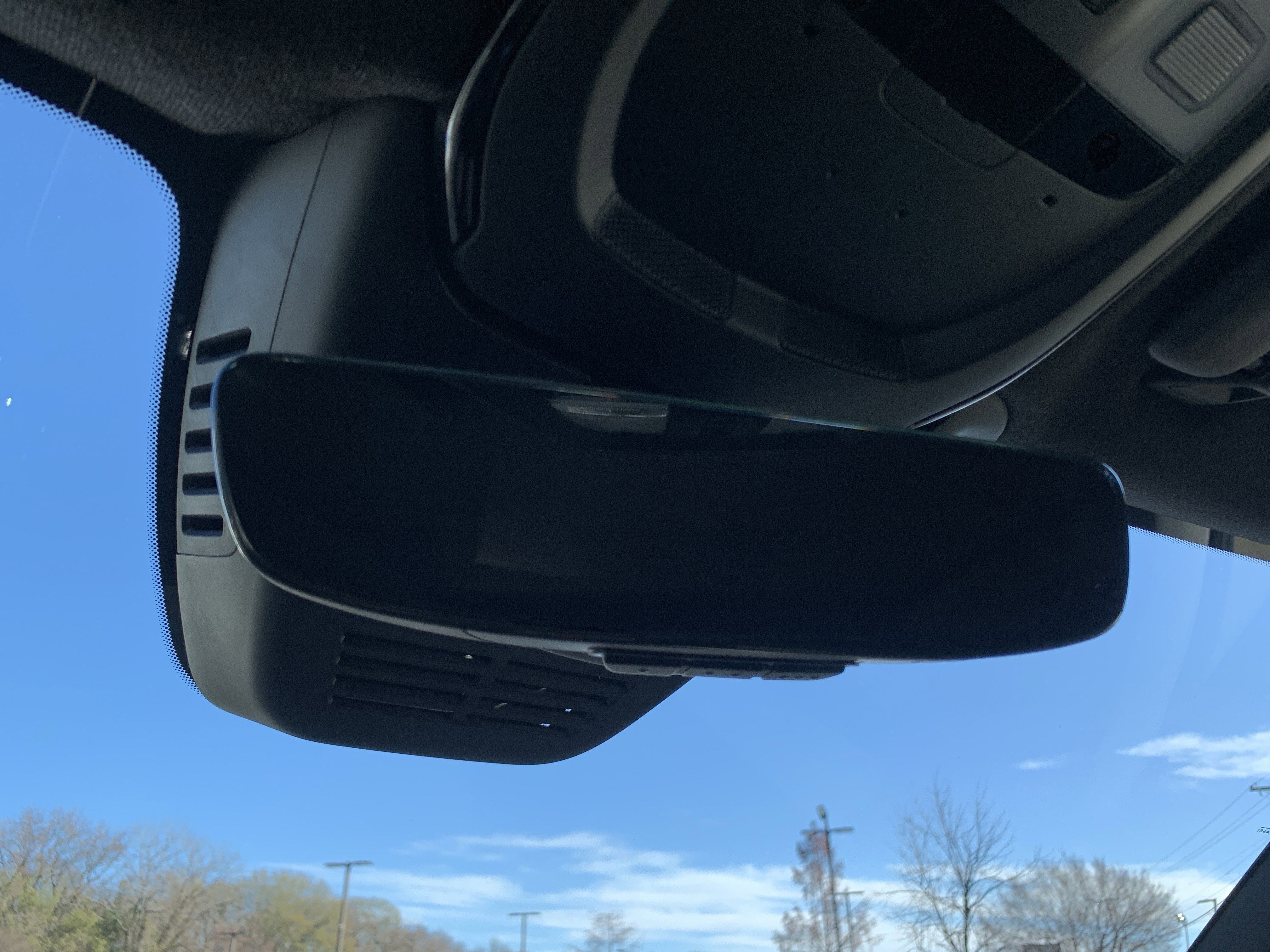 Used 2025 Volvo XC40 B5 Plus image 27