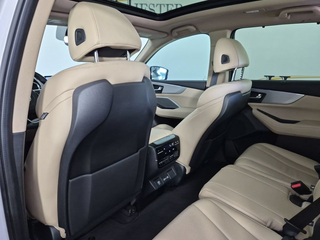 Used 2024 Acura MDX w/ Technology Package FWD image 34