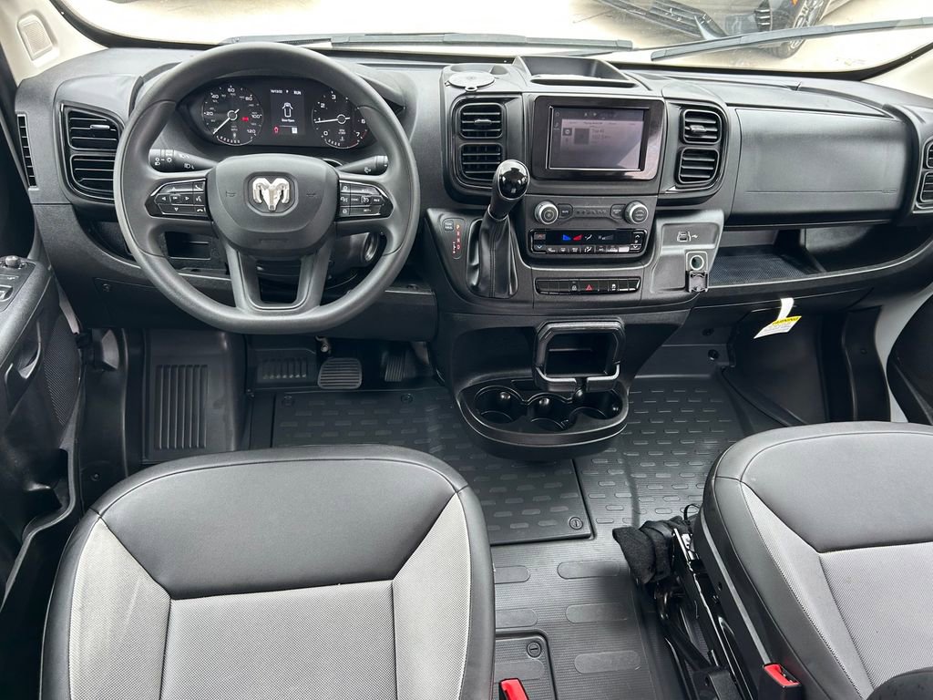 Used 2026 RAM ProMaster 2500 w/ Convenience Group FWD image 15
