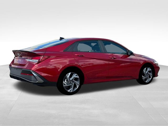 New 2025 Hyundai Elantra Sport image 8