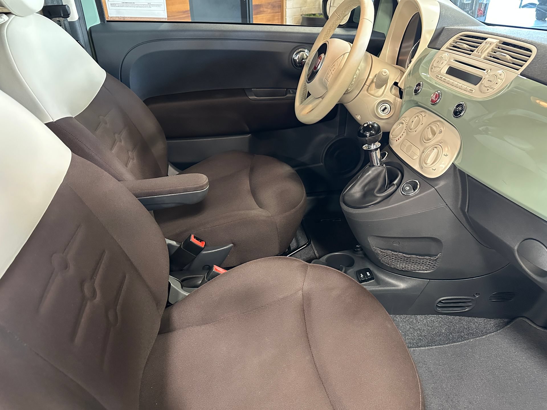Used 2015 FIAT 500 Pop FWD image 28
