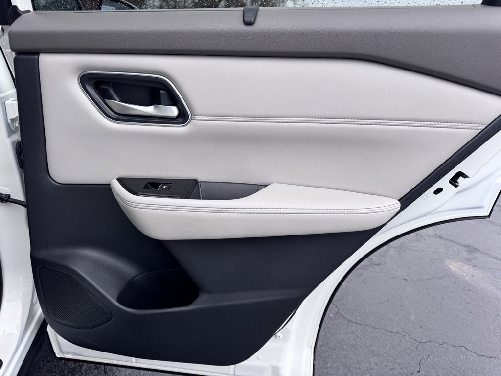 Used 2021 Nissan Rogue SL image 28