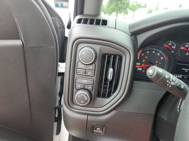 New 2025 Chevrolet Silverado 1500 W/T w/ WT Value Package AWD/4WD image 14