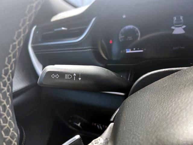 Used 2023 Jeep Grand Cherokee Altitude image 29