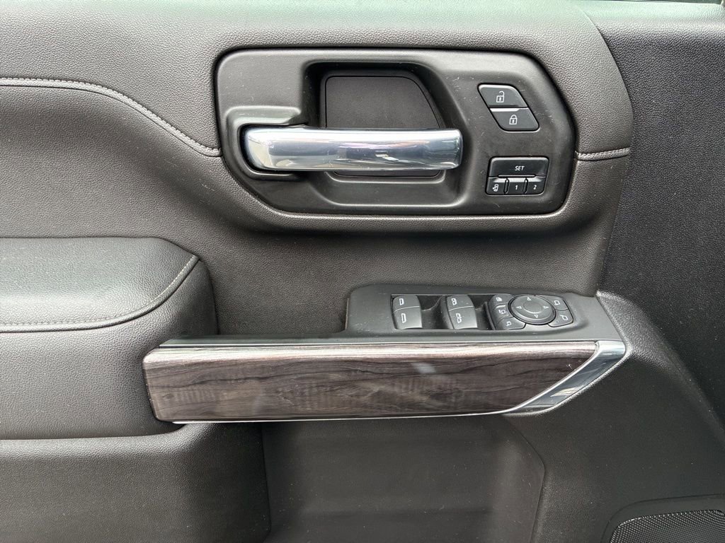 Used 2022 Chevrolet Silverado 2500 LTZ w/ LTZ Plus Package image 24