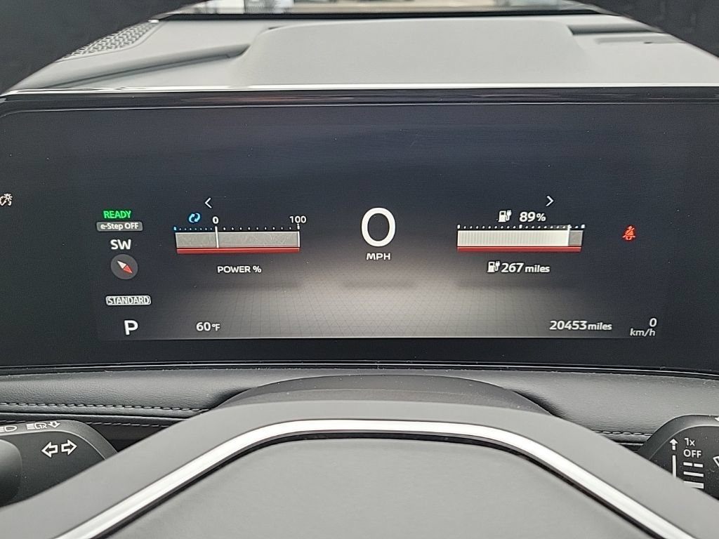 Used 2023 Nissan Ariya AWD image 22