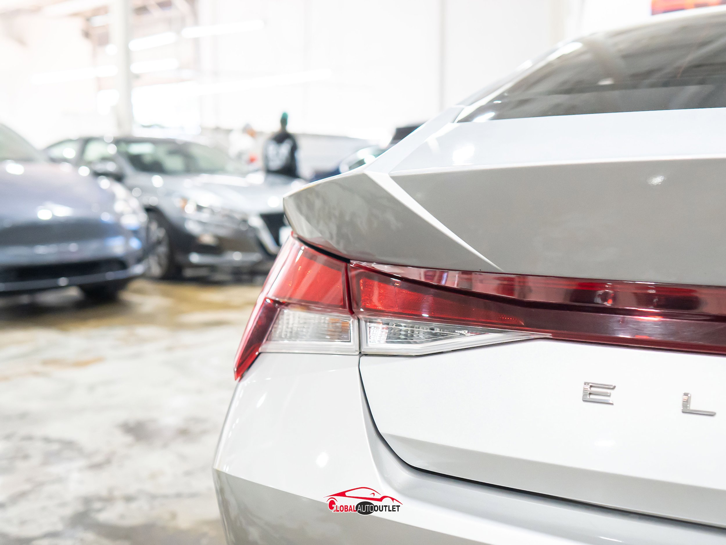 Used 2021 Hyundai Elantra SE FWD image 40
