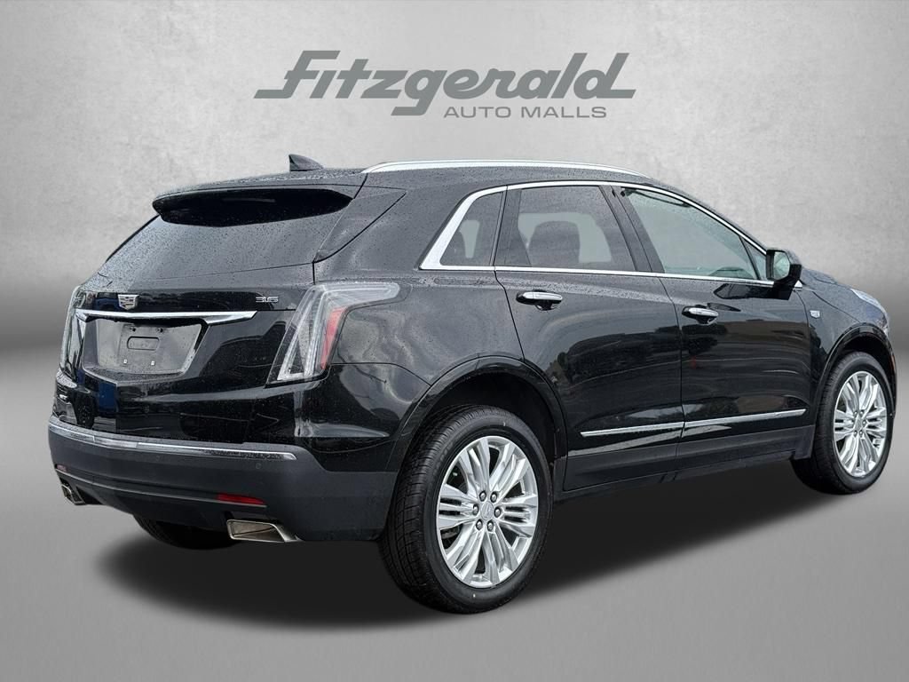 Used 2017 Cadillac XT5 Premium Luxury AWD/4WD image 7