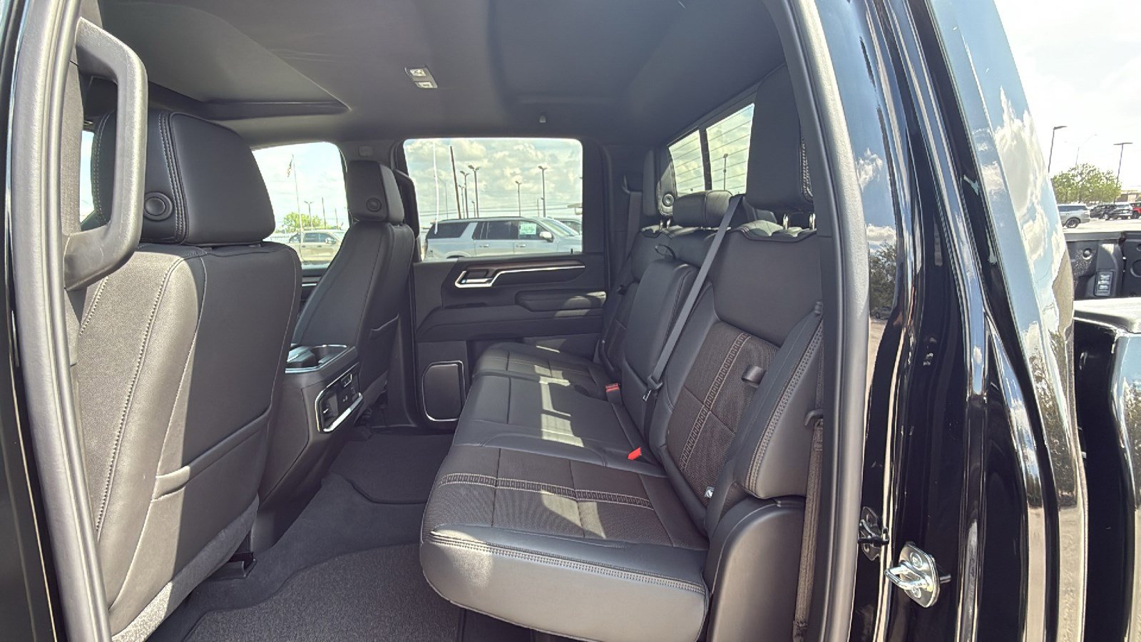 New 2026 Chevrolet Silverado 2500 High Country w/ High Country Premium Package image 15