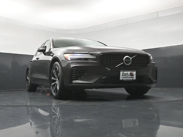 Used 2024 Volvo S60 T8 Plus AWD/4WD image 19