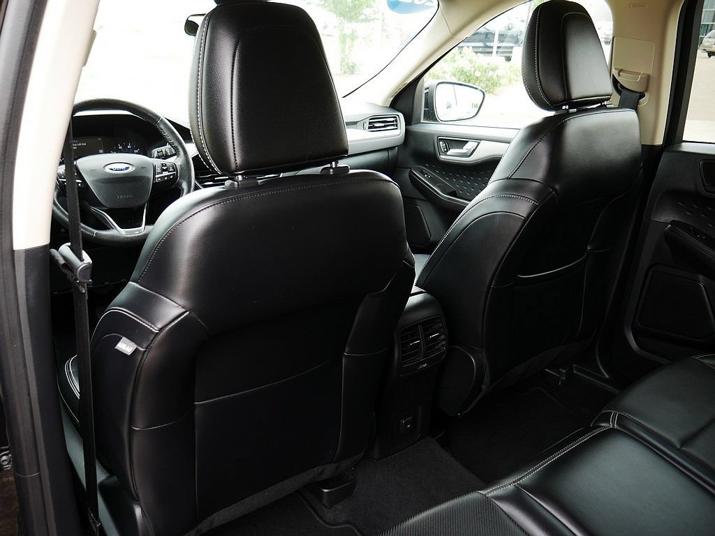 Used 2020 Ford Escape SEL FWD image 16