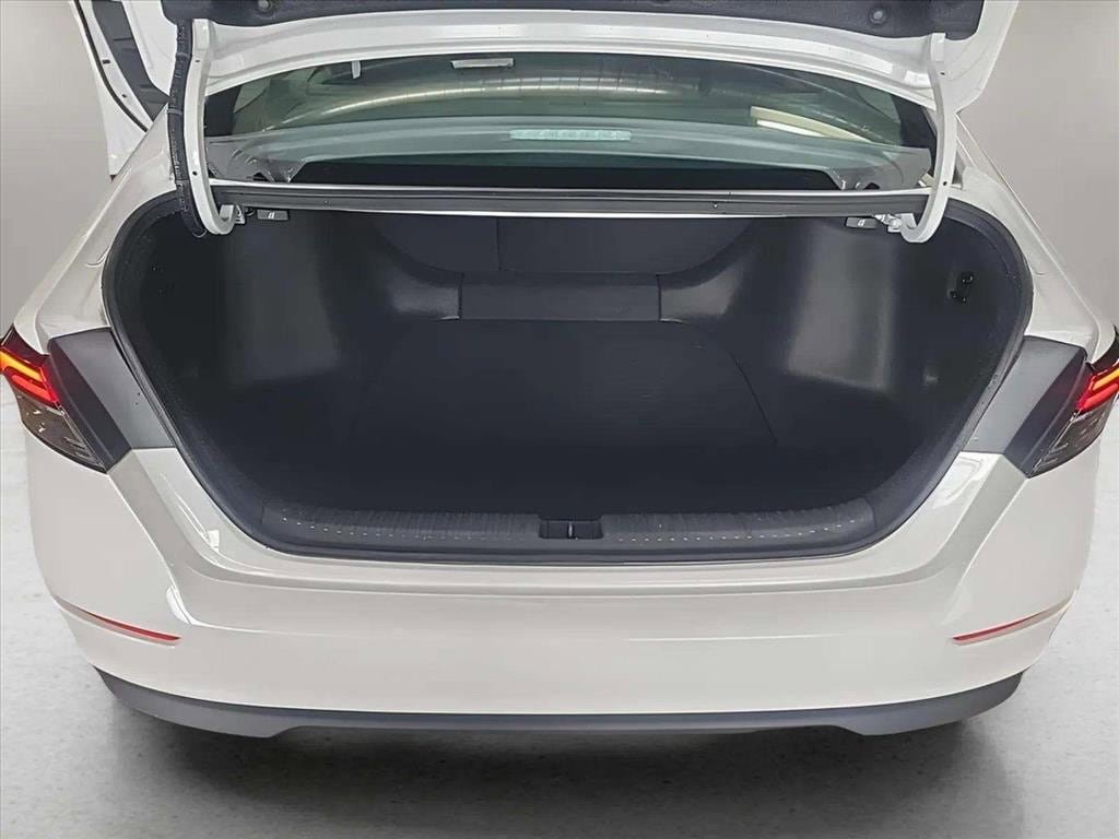 Used 2024 Honda Accord EX image 22
