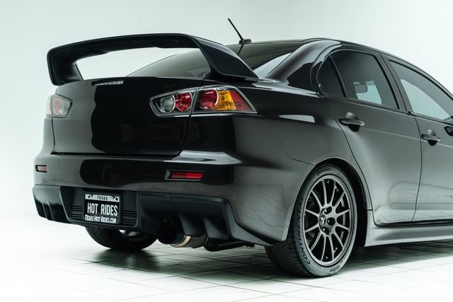 Used 2014 Mitsubishi Lancer Evolution GSR image 15