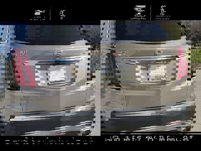 Certified 2023 Cadillac XT5 Premium Luxury w/ Technology Package image 9