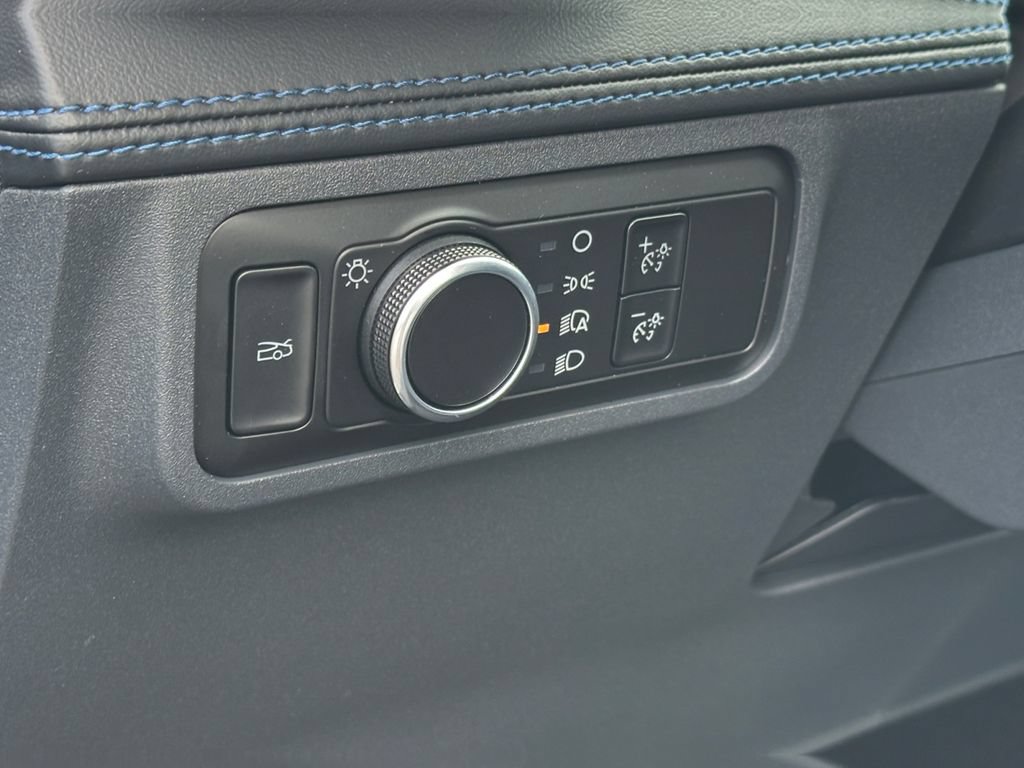 Used 2025 Ford Mustang Dark Horse RWD image 28