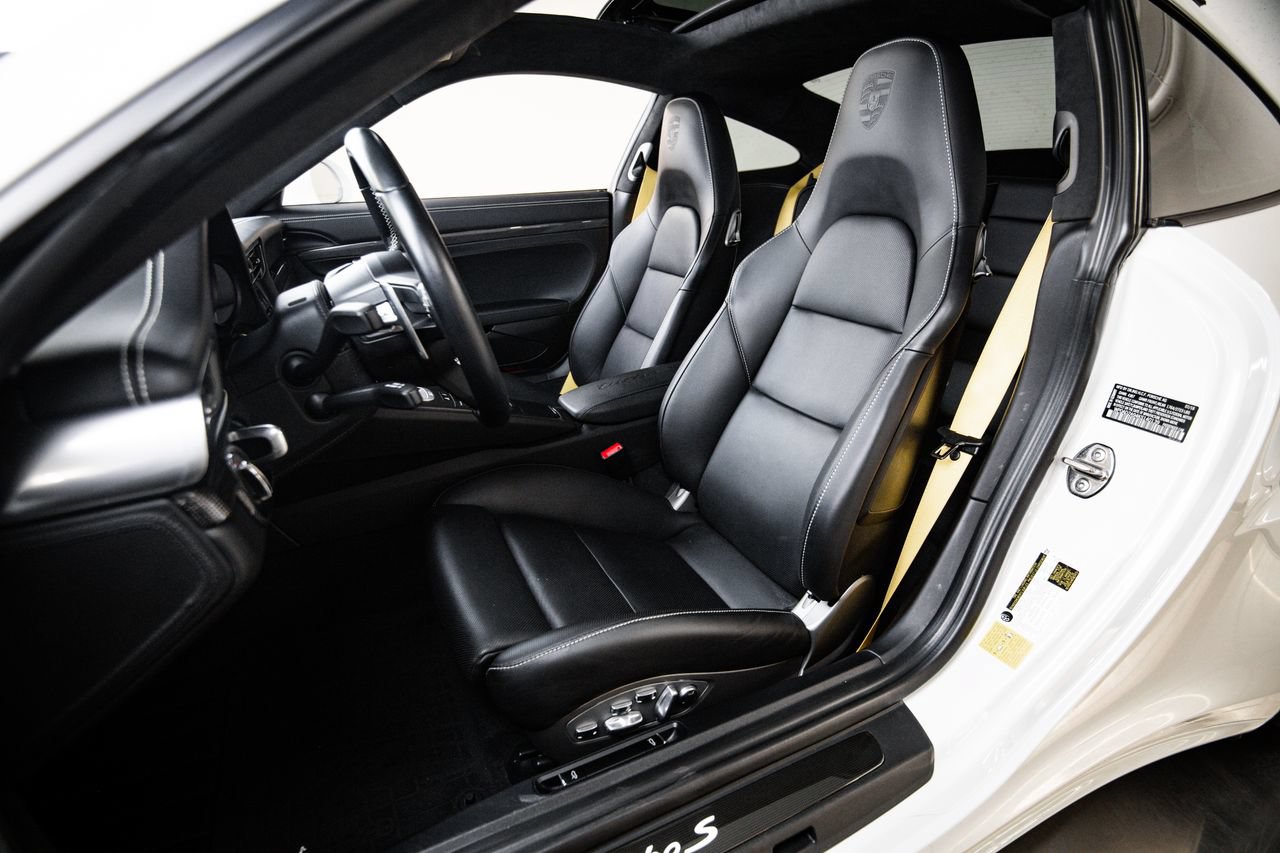Certified 2019 Porsche 911 Turbo S AWD/4WD image 5