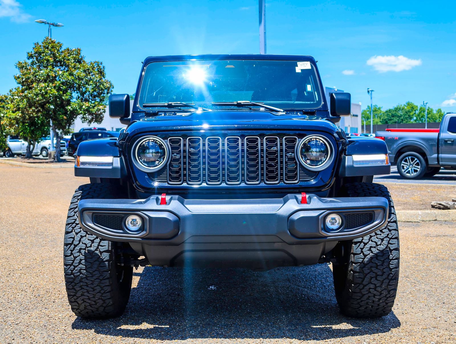 Used 2026 Jeep Wrangler Unlimited Rubicon w/ Xtreme 35 Tire Package AWD/4WD image 3