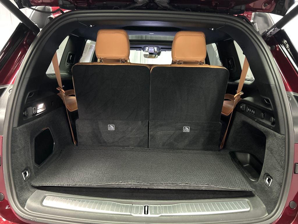 Used 2024 Jeep Grand Cherokee L Summit w/ Rear Seat Video Group I AWD/4WD image 27